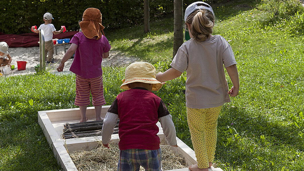 Spielplatz an einer Kindertagesstätte