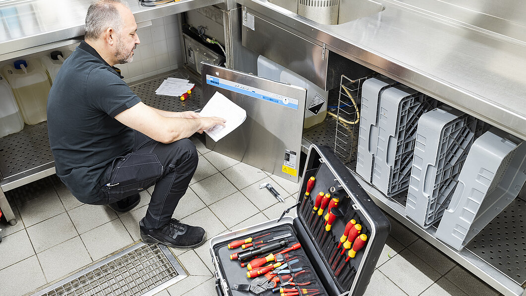 Spülmaschine Technik UB Freiburg